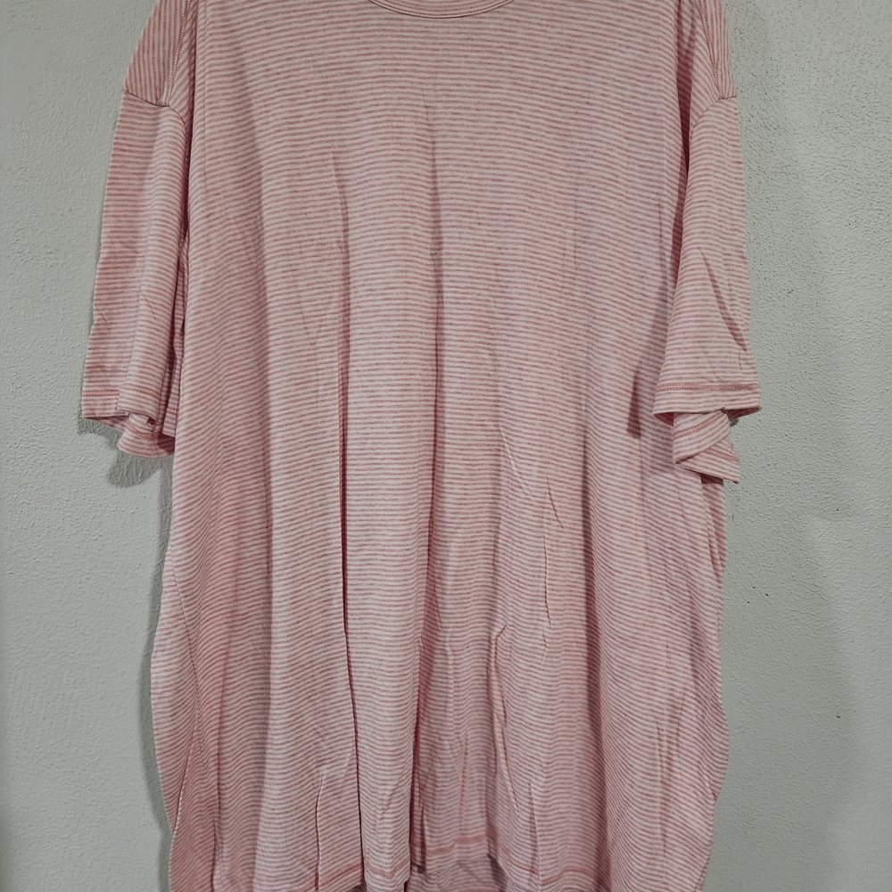 ROWM Men's Pink Striped Short Sleeve Tee